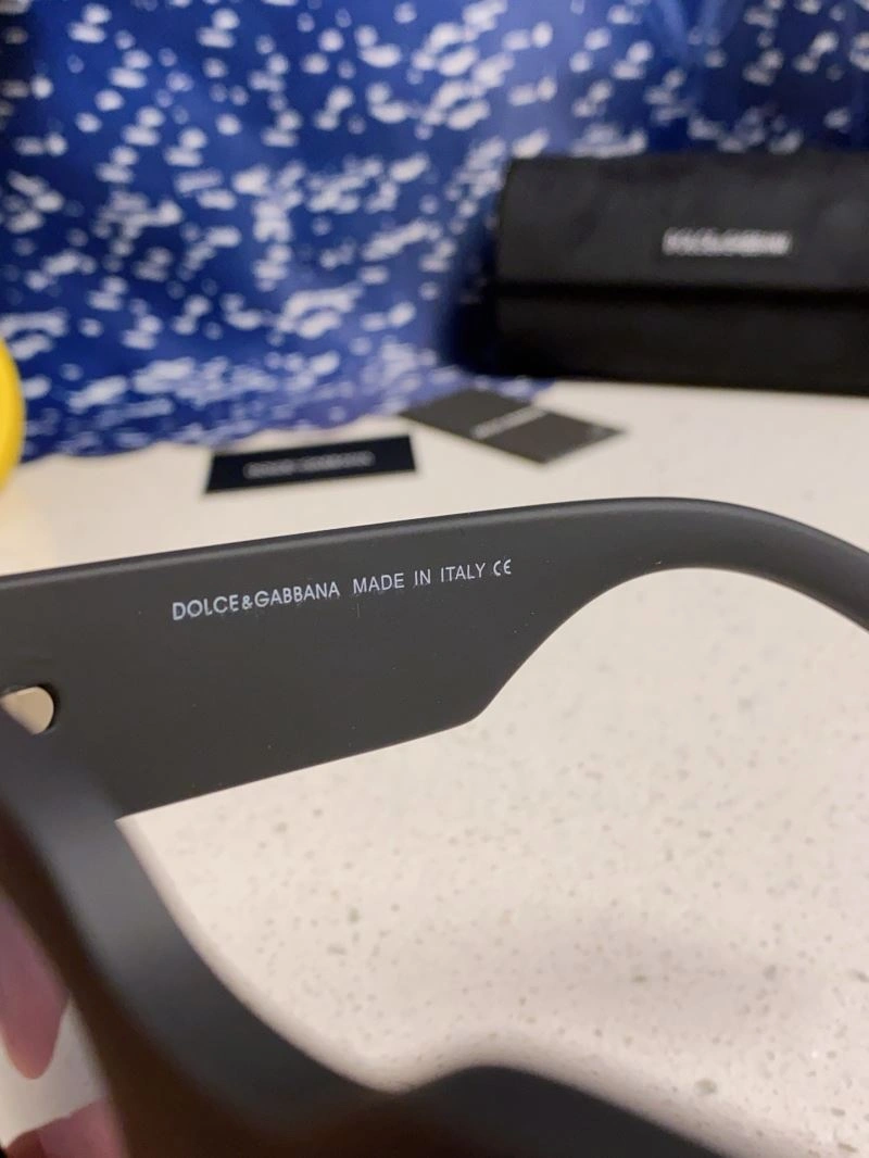 Versatile Dolce Gabbana Sunglasses 279175
