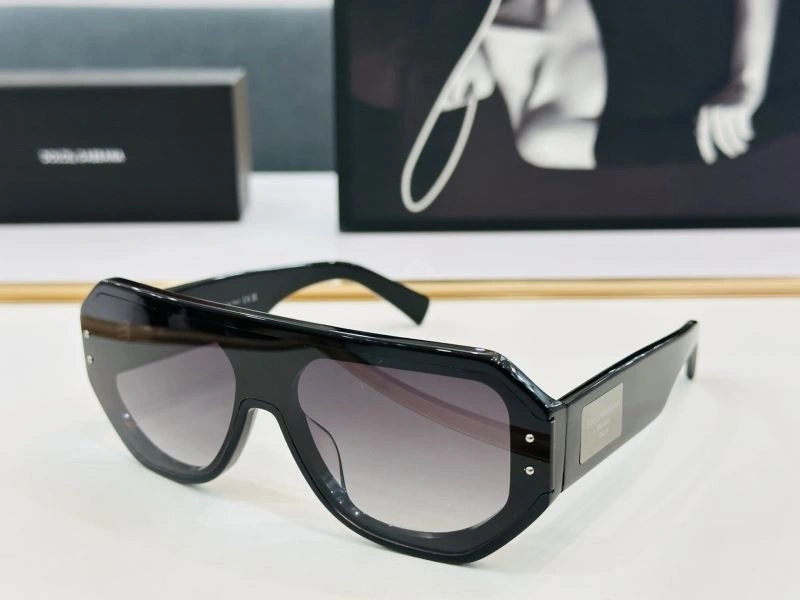 Tailored Dolce Gabbana Sunglasses 279151