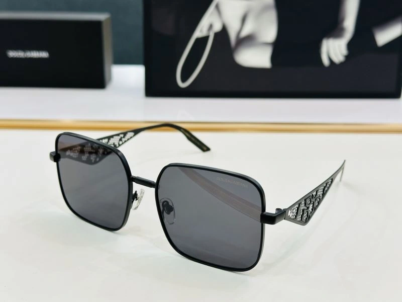 Youthful Dolce Gabbana Sunglasses 279145