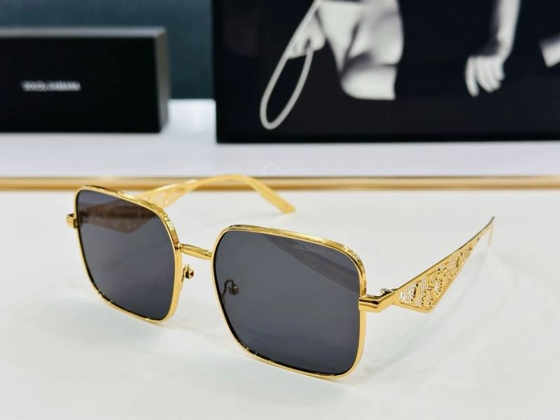 Youthful Dolce Gabbana Sunglasses 279145