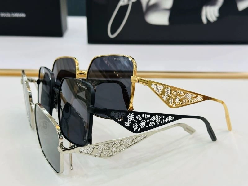 Youthful Dolce Gabbana Sunglasses 279145