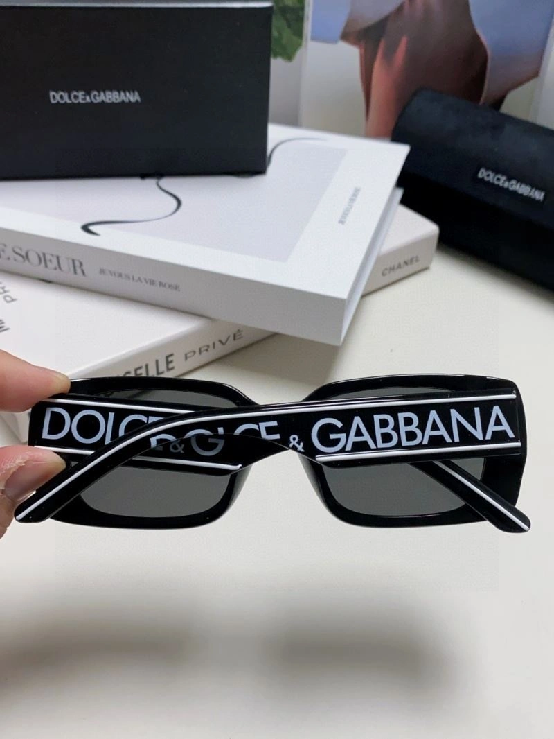 Dolce Gabbana Sunglasses Minimalist 279143