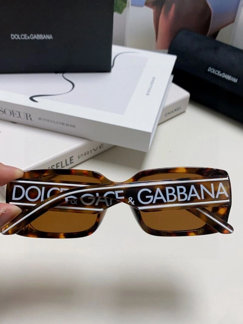 Snug Dolce Gabbana Sunglasses 279117