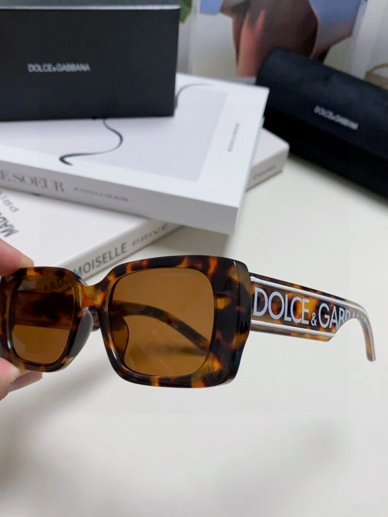 Snug Dolce Gabbana Sunglasses 279117