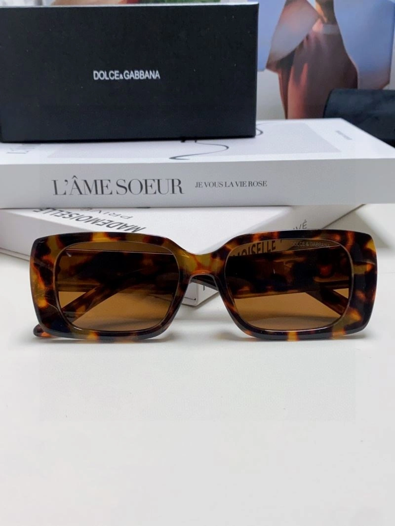 Snug Dolce Gabbana Sunglasses 279117
