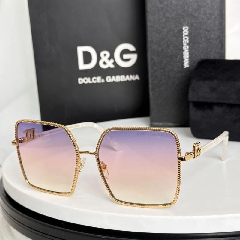 WaterResistant Dolce Gabbana Sunglasses 279186