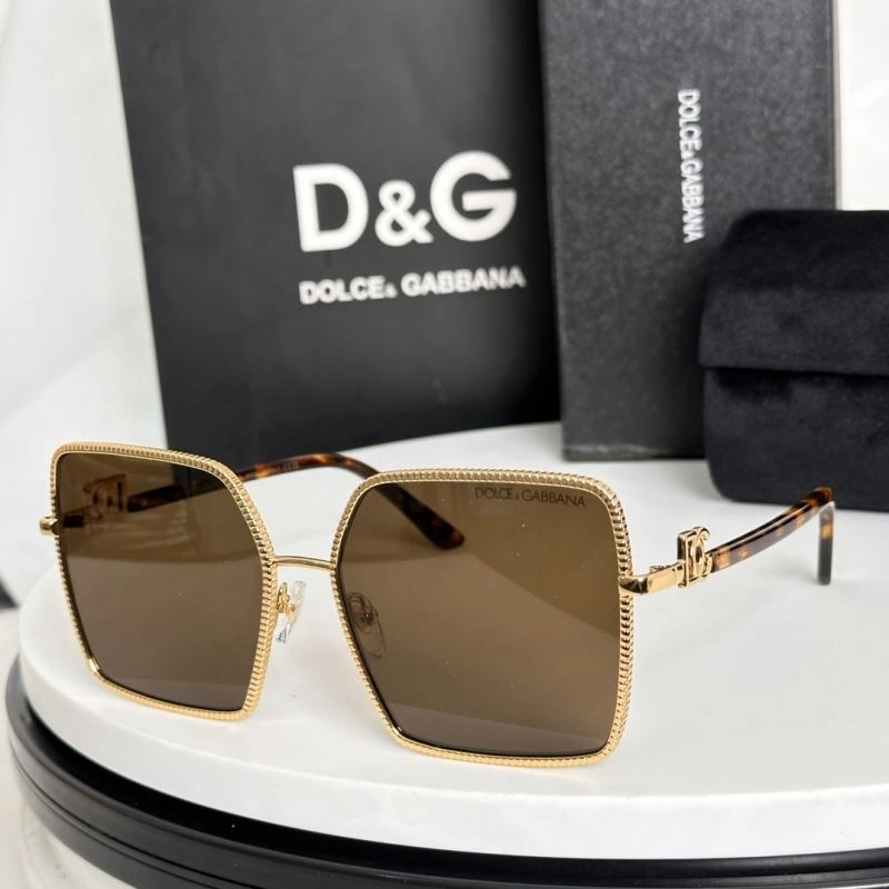 WaterResistant Dolce Gabbana Sunglasses 279186