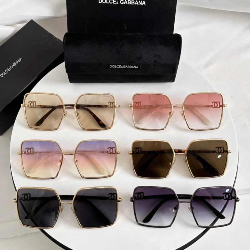 WaterResistant Dolce Gabbana Sunglasses 279186