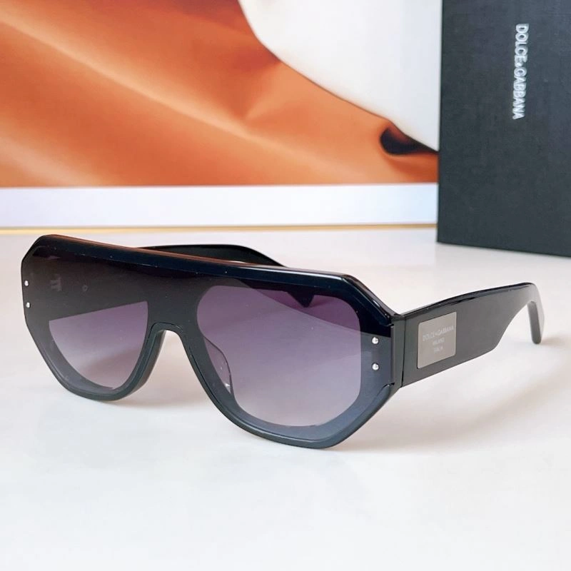 Dolce Gabbana Sunglasses Chic 279173