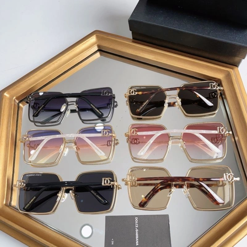 Supportive Dolce Gabbana Sunglasses 279154
