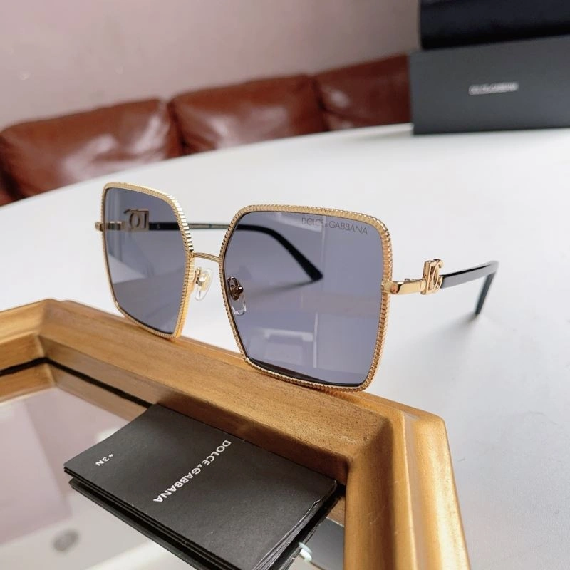 Supportive Dolce Gabbana Sunglasses 279154