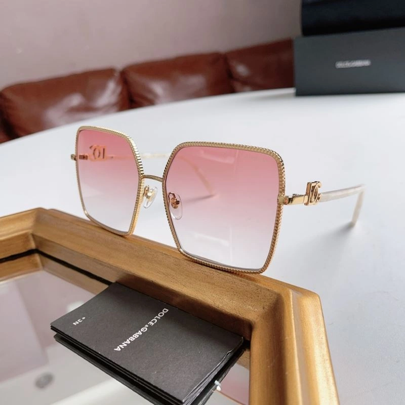 Supportive Dolce Gabbana Sunglasses 279154