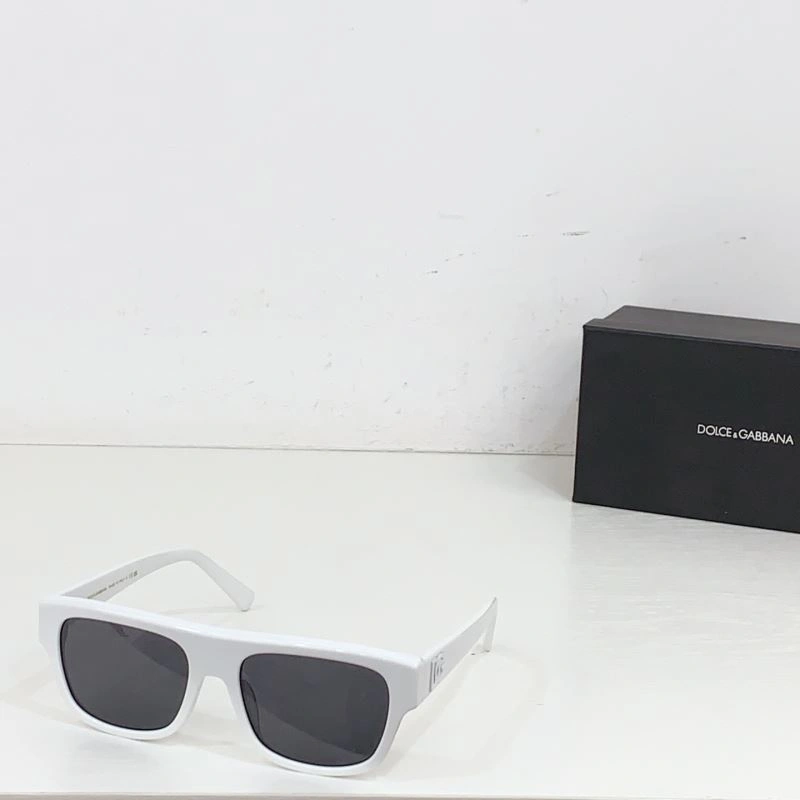 Elegant Dolce Gabbana Sunglasses 279185