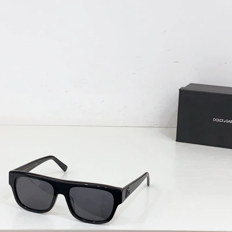 Elegant Dolce Gabbana Sunglasses 279185
