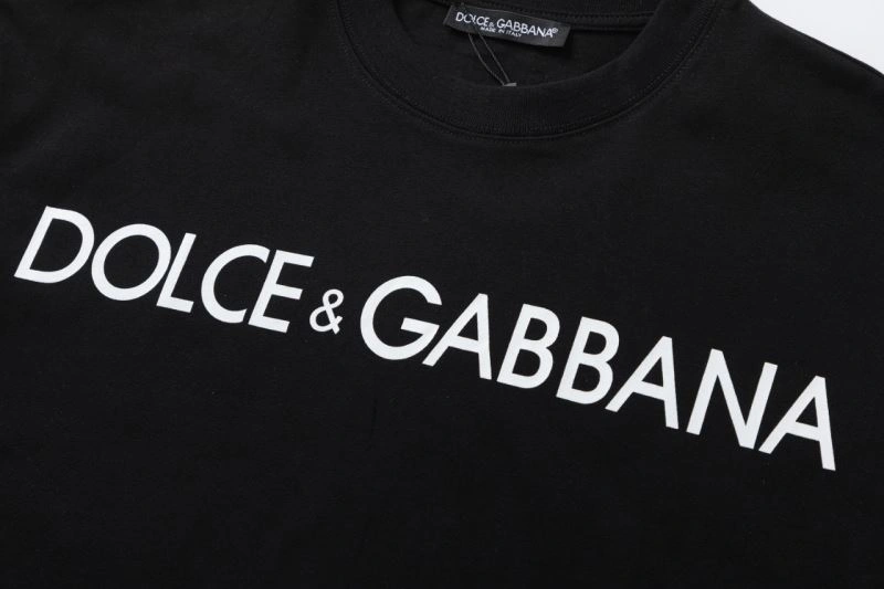 Dolce Gabbana T-Shirts Sleek 120226