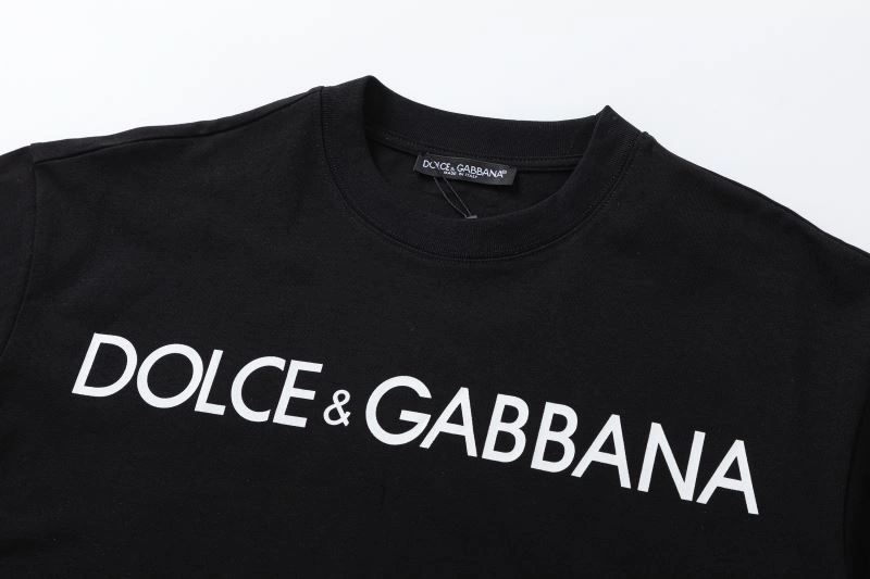 Dolce Gabbana T-Shirts Sleek 120226