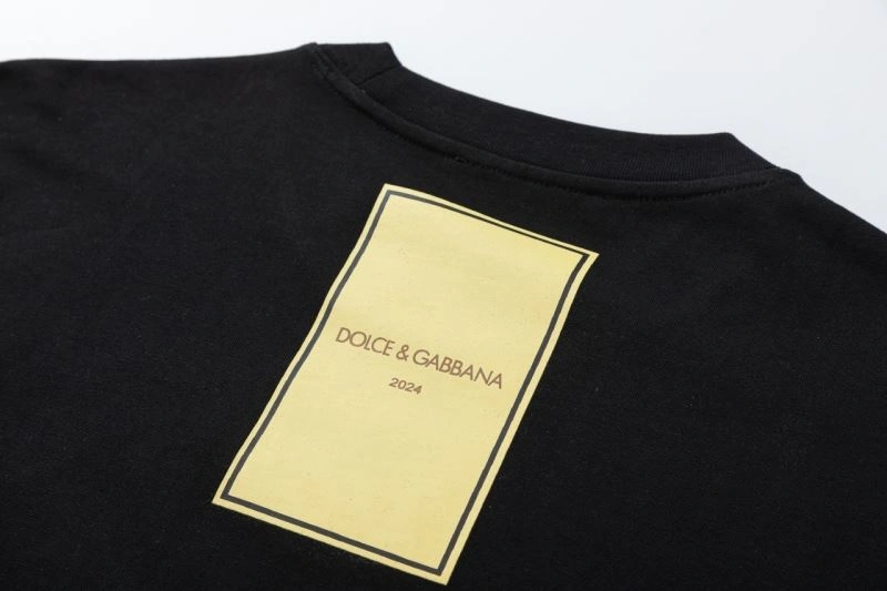 Vibrant Dolce Gabbana T-Shirts 120237