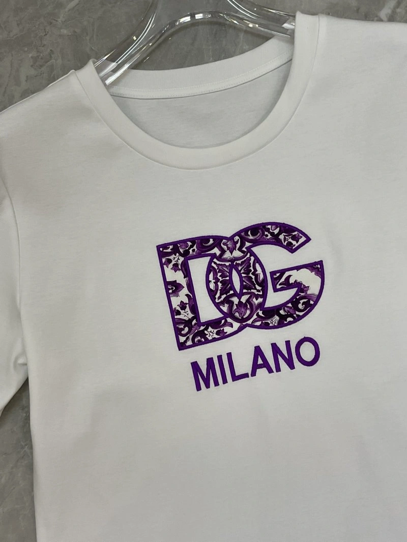 Sleek Dolce Gabbana T-Shirts 119322