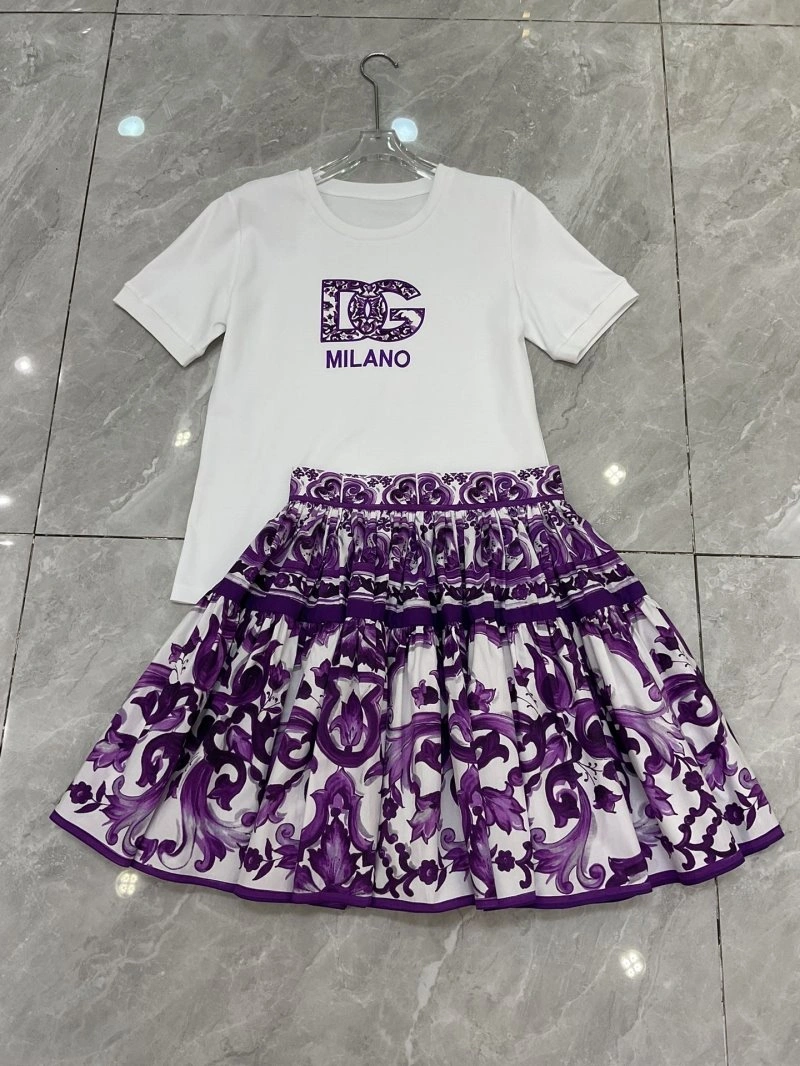 Sleek Dolce Gabbana T-Shirts 119322