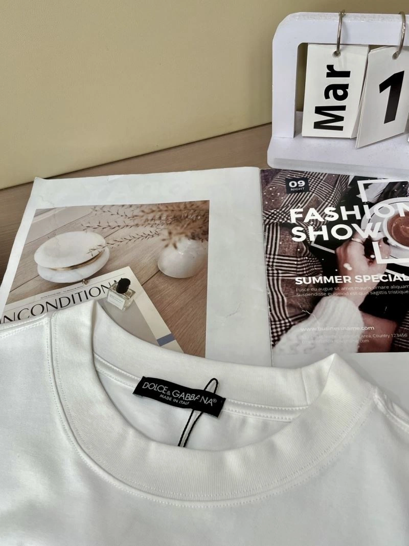 WellDesigned Dolce Gabbana T-Shirts 119917