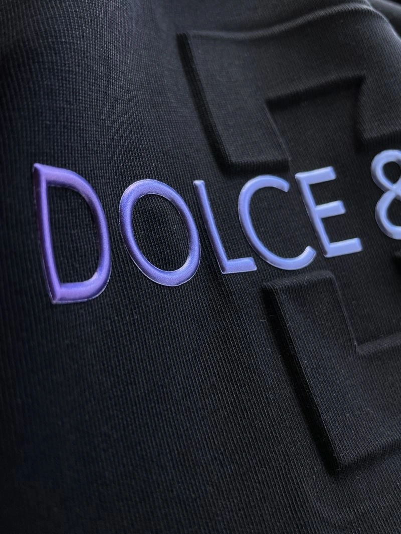 Minimalist Dolce Gabbana T-Shirts 119894
