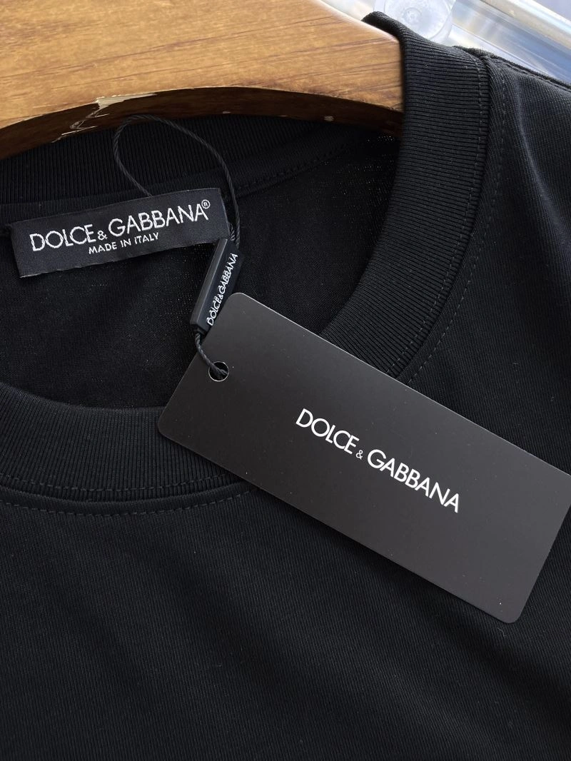 Minimalist Dolce Gabbana T-Shirts 119894