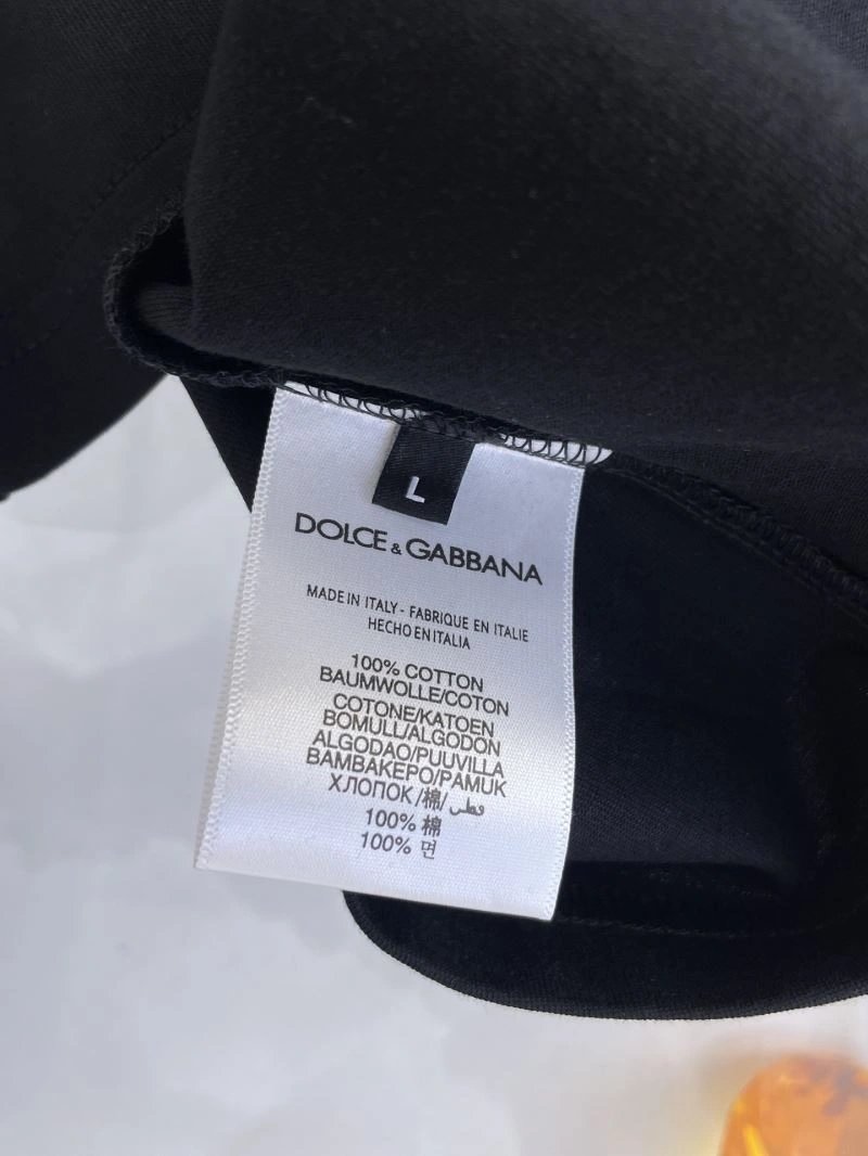 Minimalist Dolce Gabbana T-Shirts 119894
