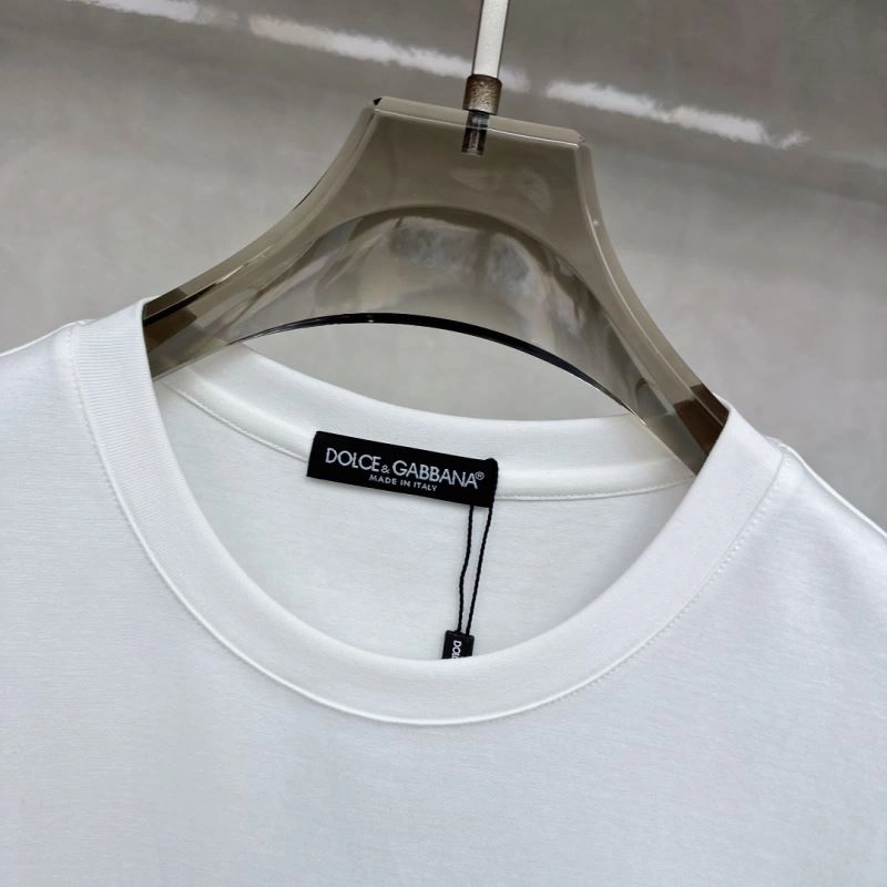 Elegant Dolce Gabbana T-Shirts 119893