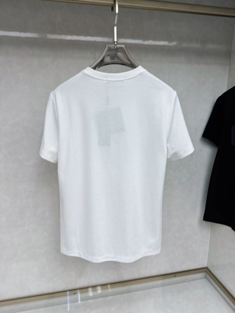 Elegant Dolce Gabbana T-Shirts 119893