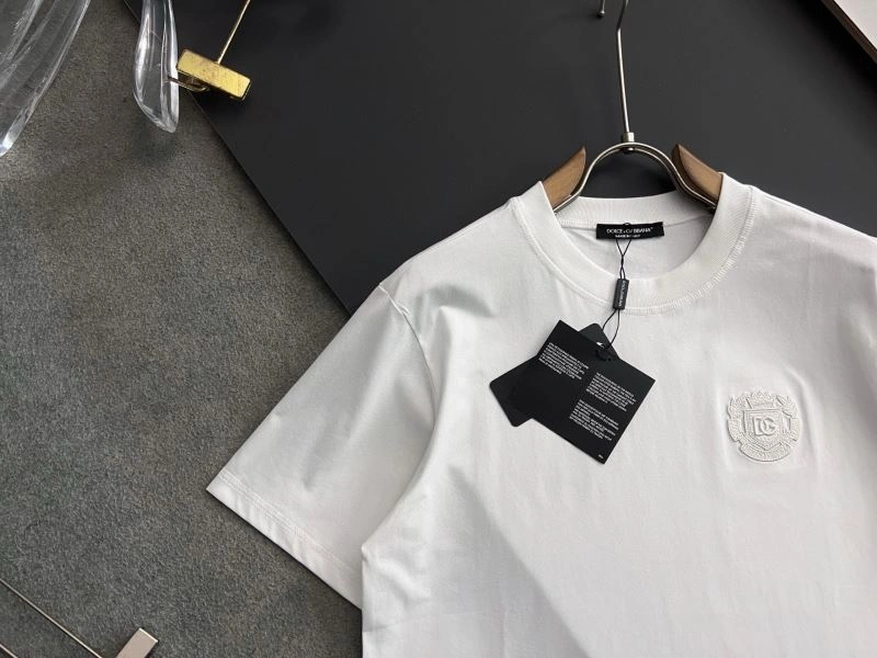 WellDesigned Dolce Gabbana T-Shirts 119778