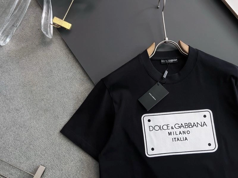 ModernLook Dolce Gabbana T-Shirts 119779