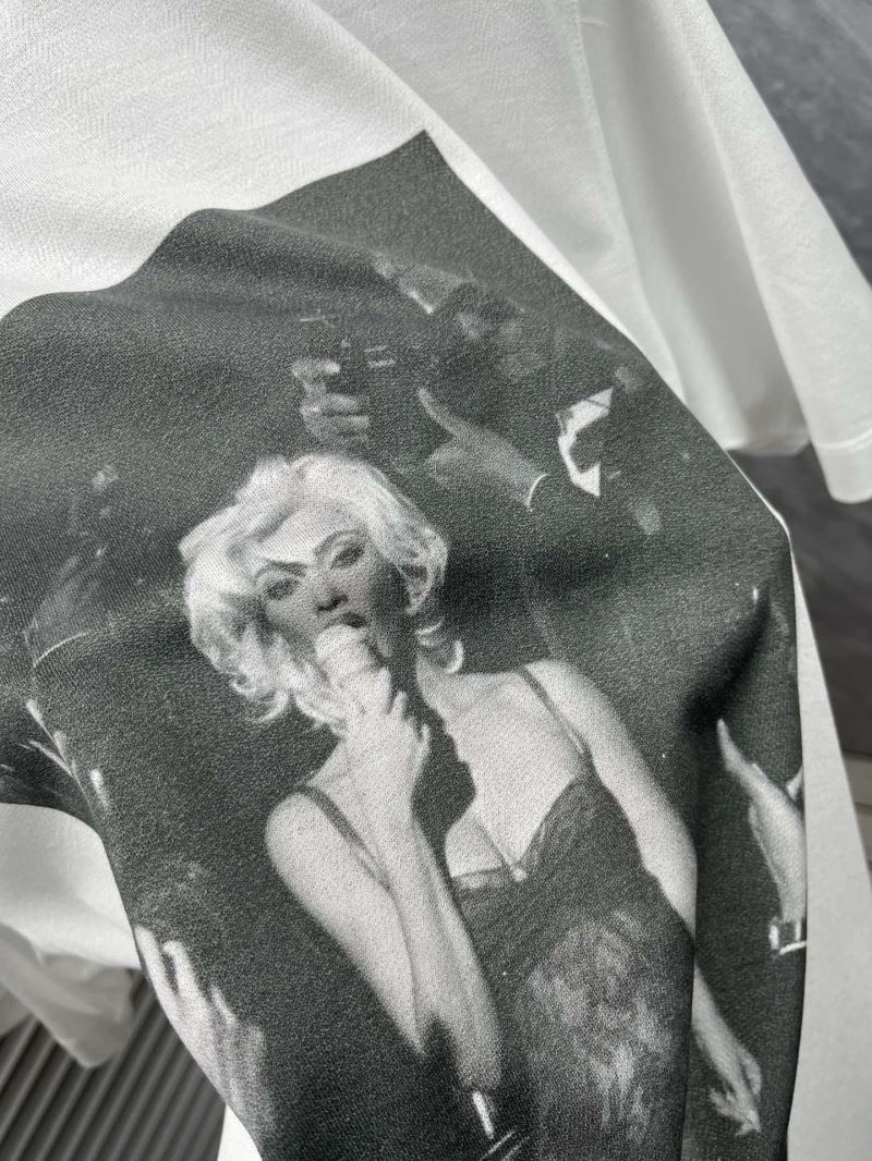 Dolce Gabbana T-Shirts Stylish 119783