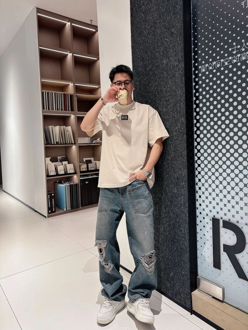 Effortless Dolce Gabbana T-Shirts 119759