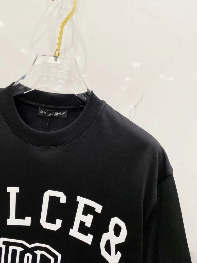 Effortless Dolce Gabbana T-Shirts 119760
