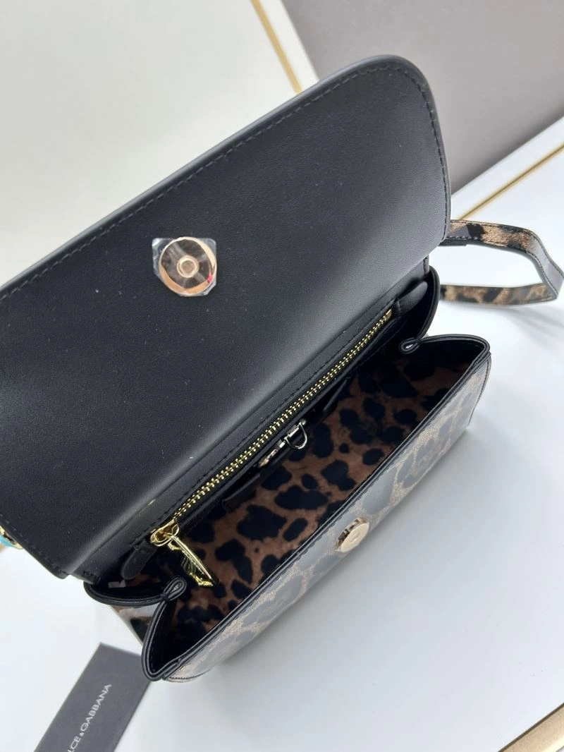 DailyWear Dolce Gabbana Top Handle Bags 84092