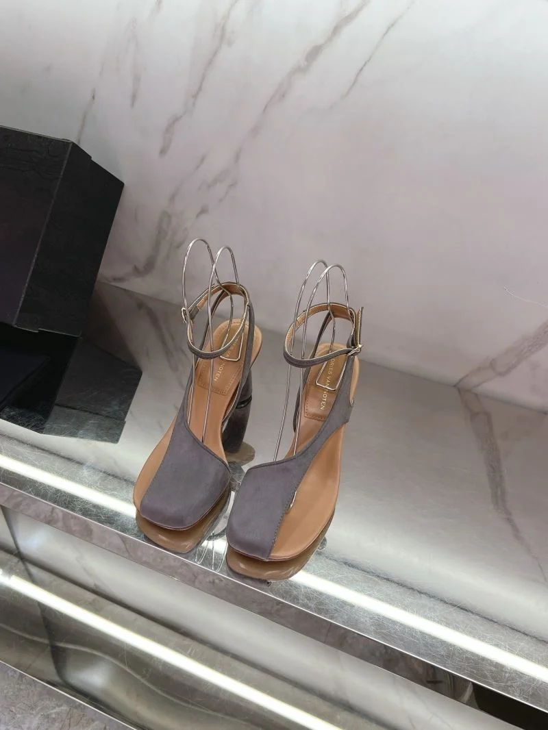 Contemporary Dries Van Noten Sandals 8156