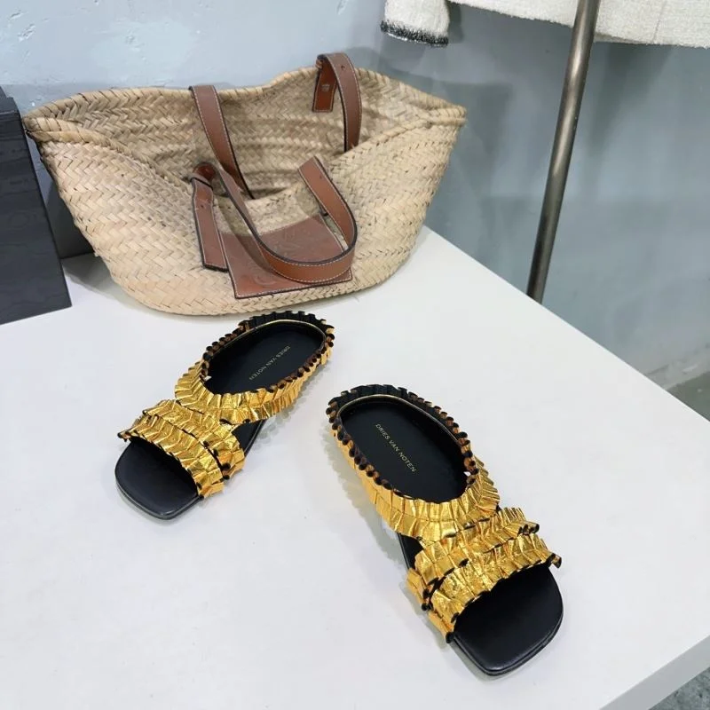 Dries Van Noten Sandals ModernLook 10225