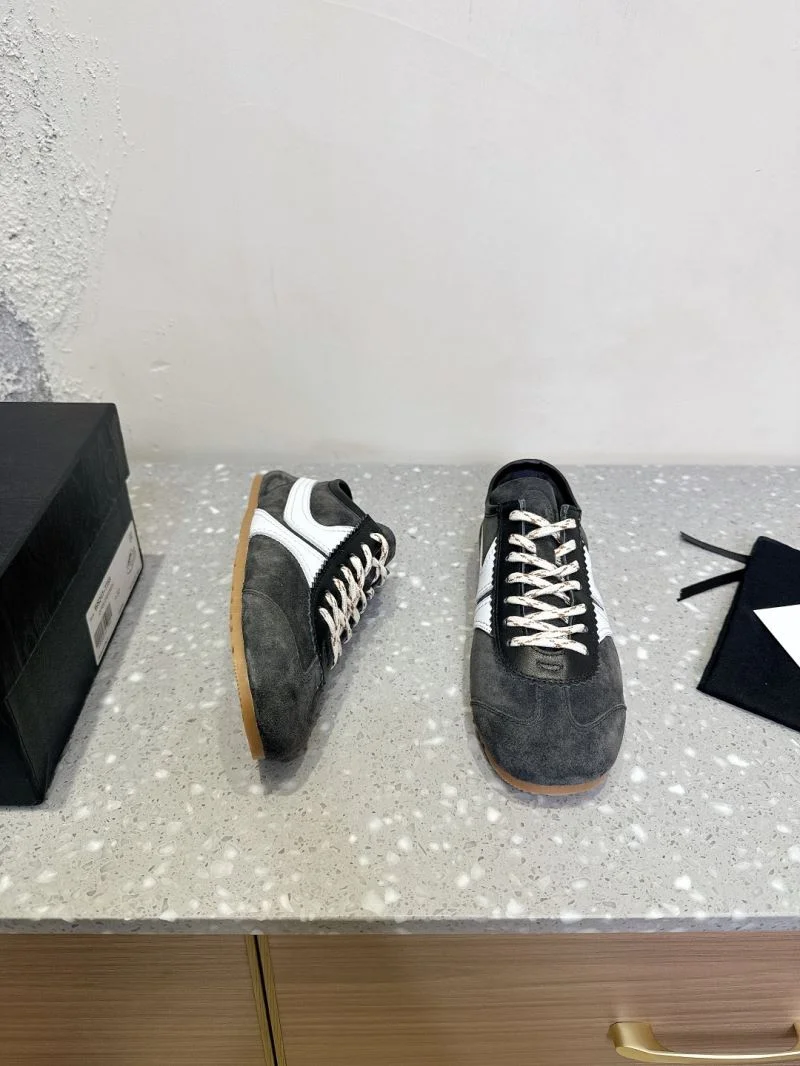 Sophisticated Dries Van Noten Shoes 12530