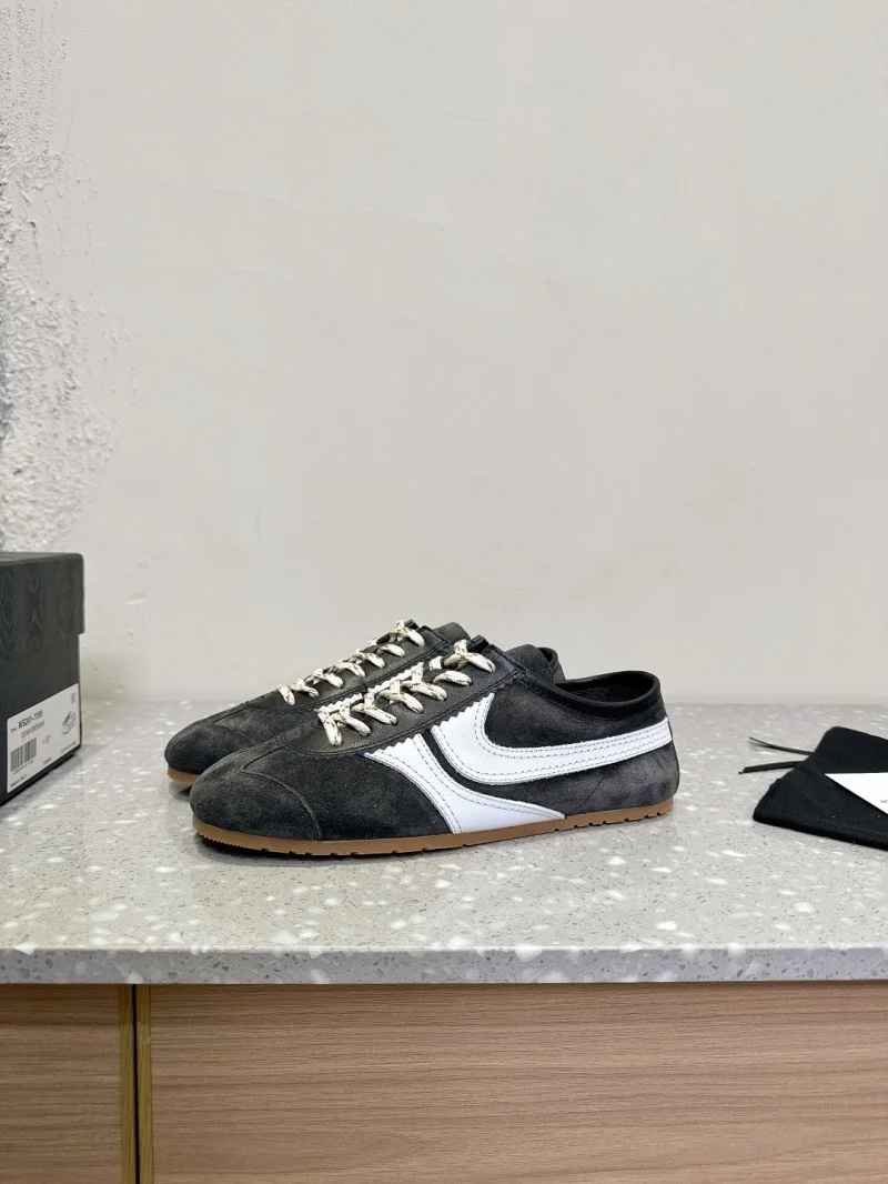Sophisticated Dries Van Noten Shoes 12530