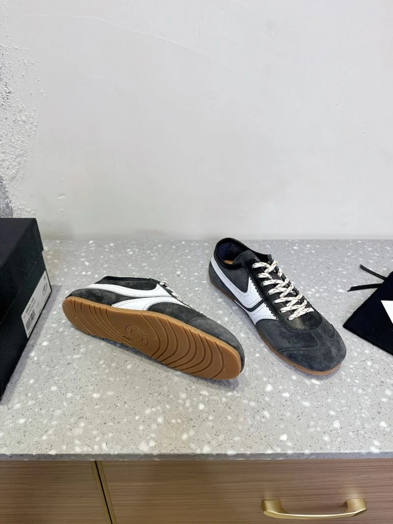 Sophisticated Dries Van Noten Shoes 12530
