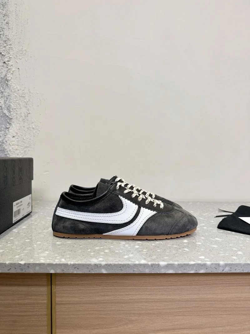 Sophisticated Dries Van Noten Shoes 12530