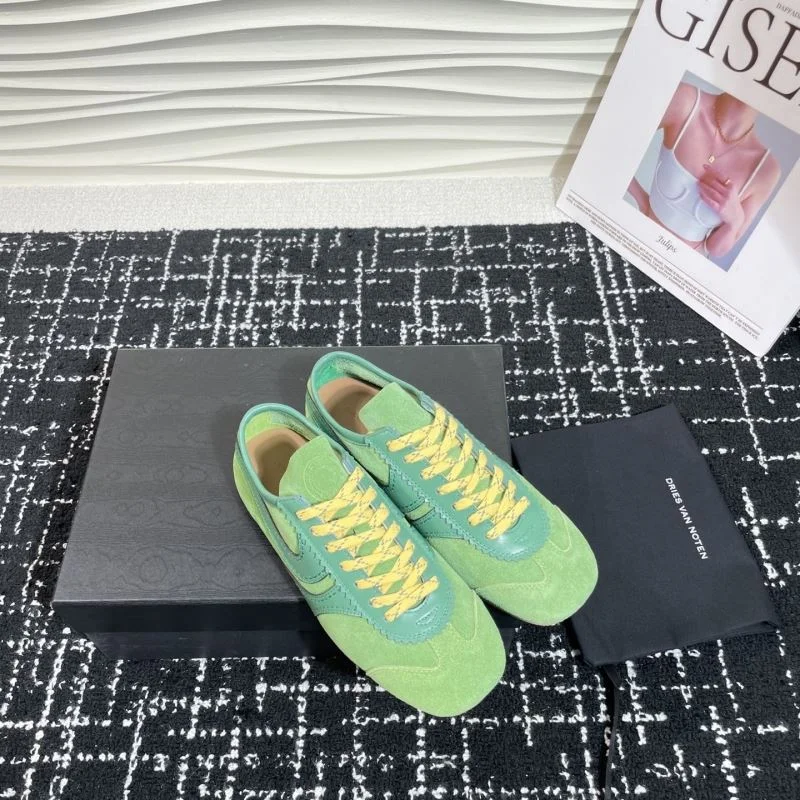 Sleek Dries Van Noten Shoes 10128