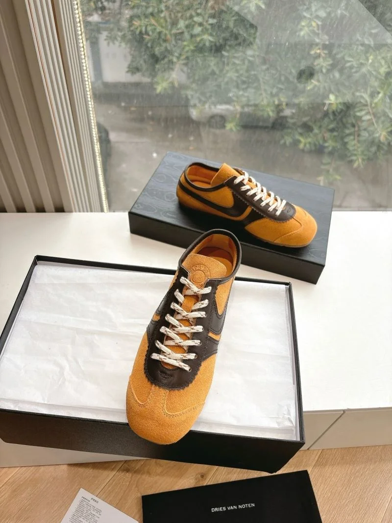 FashionForward Dries Van Noten Shoes 10121