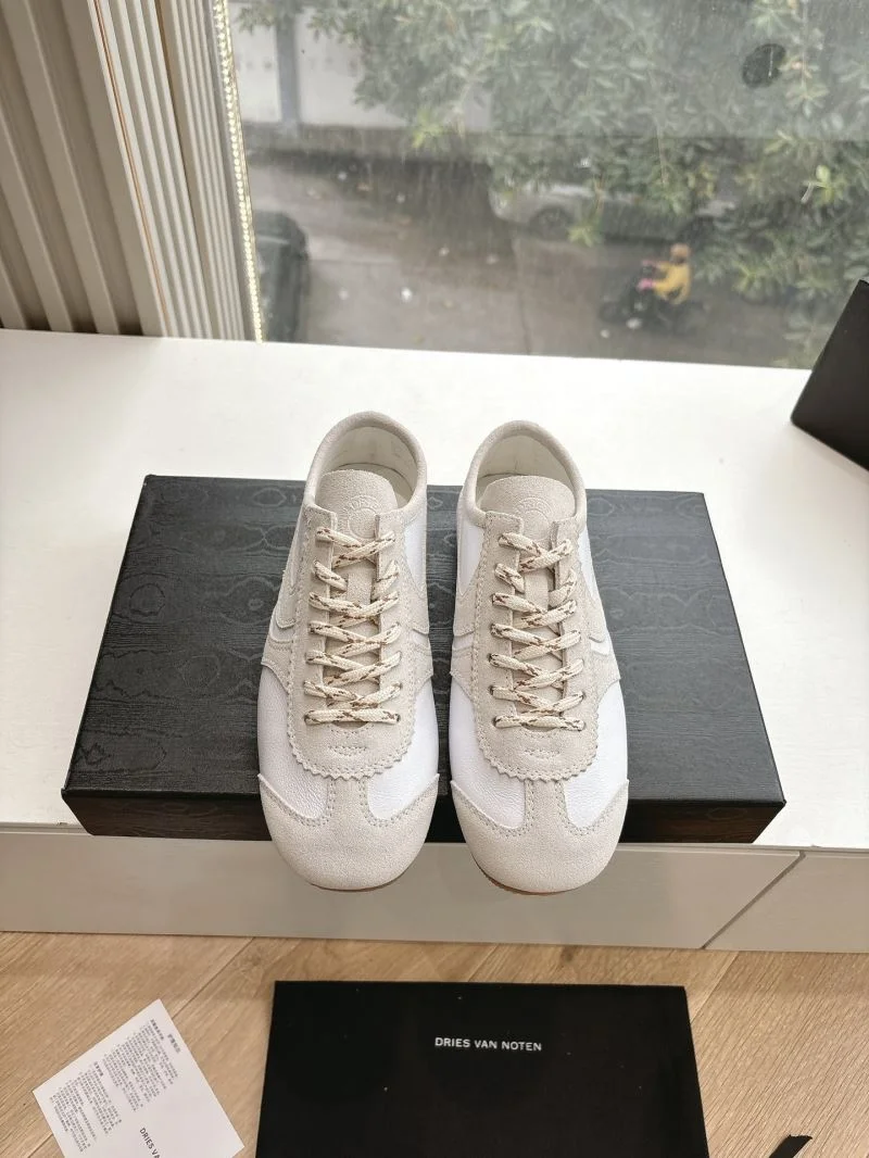 UrbanChic Dries Van Noten Shoes 10119