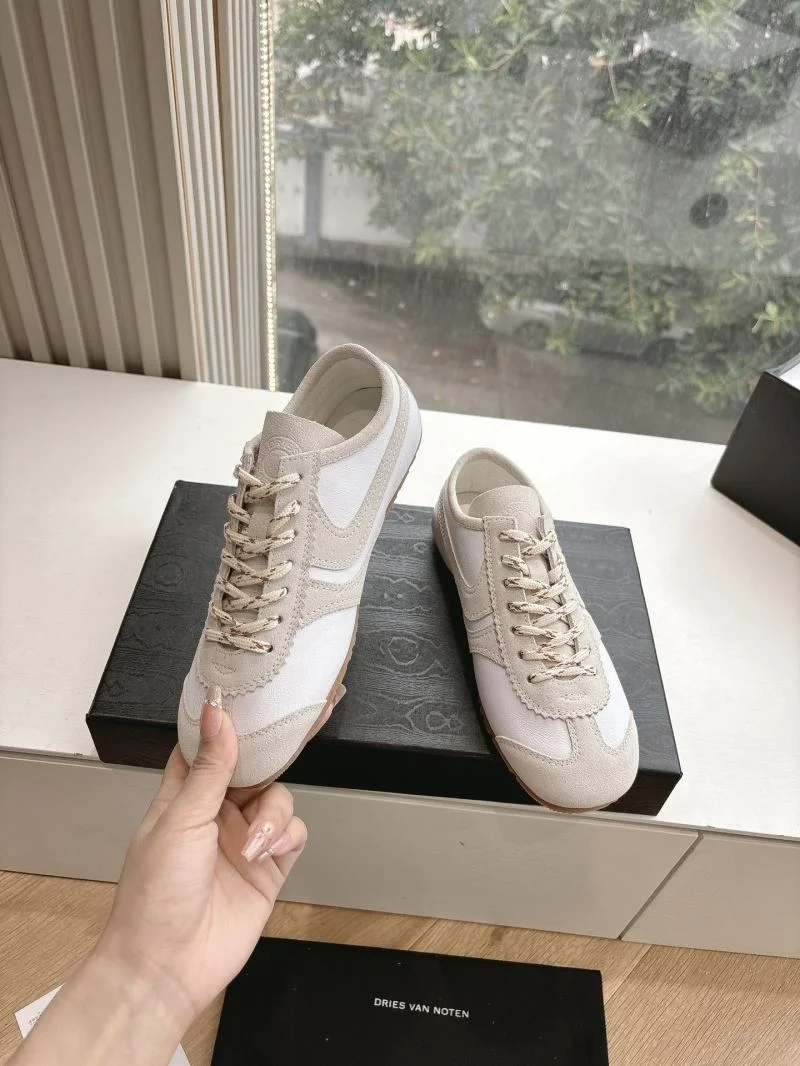 UrbanChic Dries Van Noten Shoes 10119