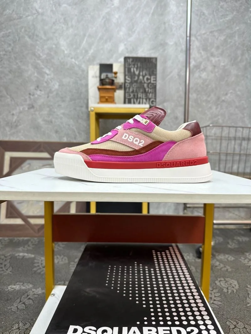 Packable Dsquared2 Shoes 14530