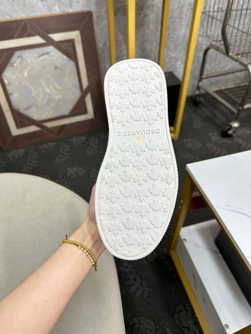 Packable Dsquared2 Shoes 14530