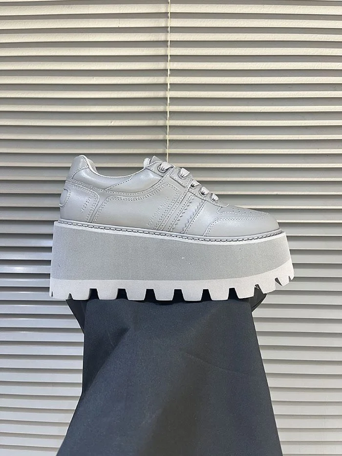 Snug Dymonlatry Shoes 8174