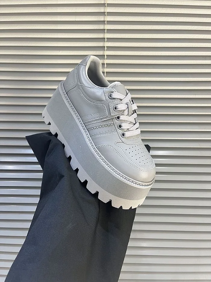 Snug Dymonlatry Shoes 8174