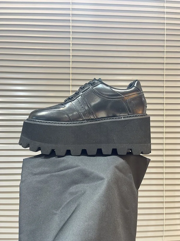 Colorful Dymonlatry Shoes 8131